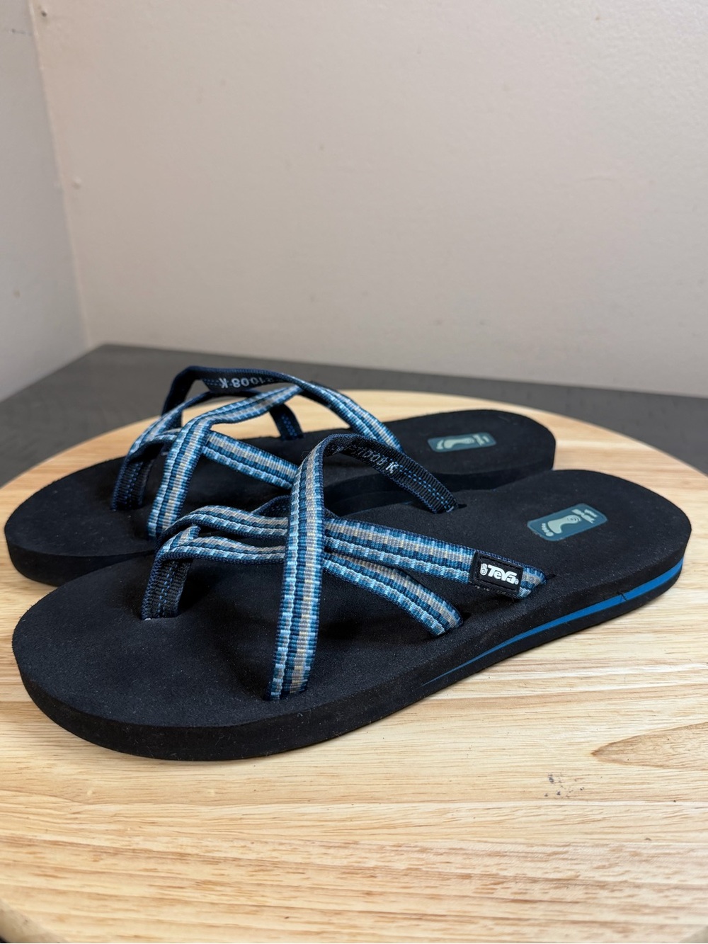 Teva women’s Olowahu Mush Flip Flops Sandals